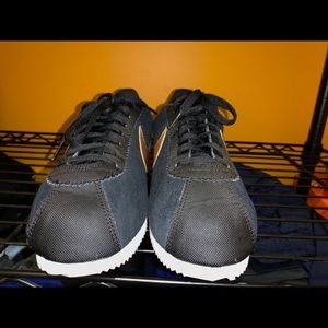 Nike Cortez
